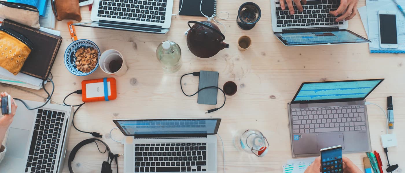 How to Build Authority Online in the Age of AI